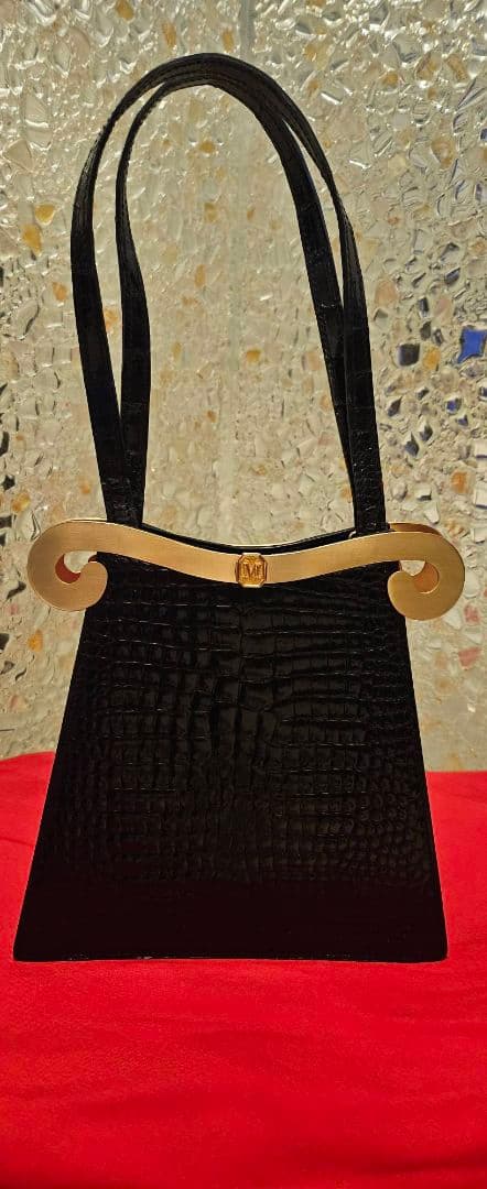 V*e様 【フランス製】黒 ベビークロコ バッグ