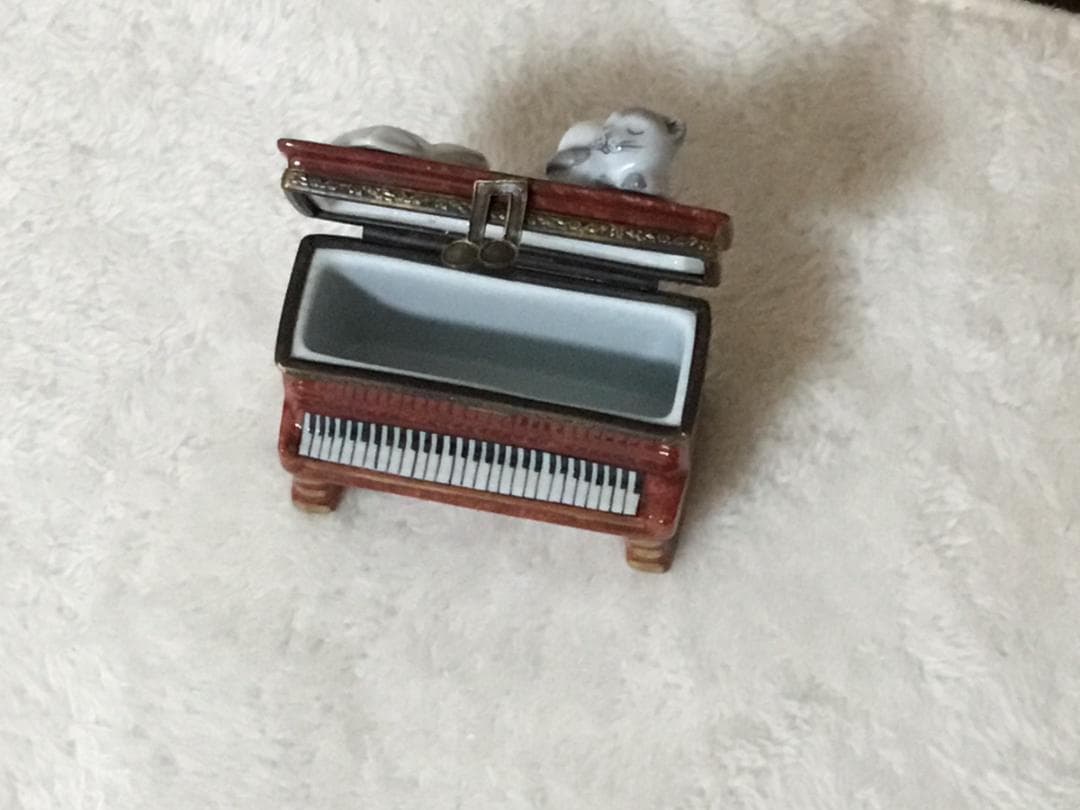 ヴィンテージ　限定　レア　リモージュボックス　ピアノ　猫　本　LIMOGES