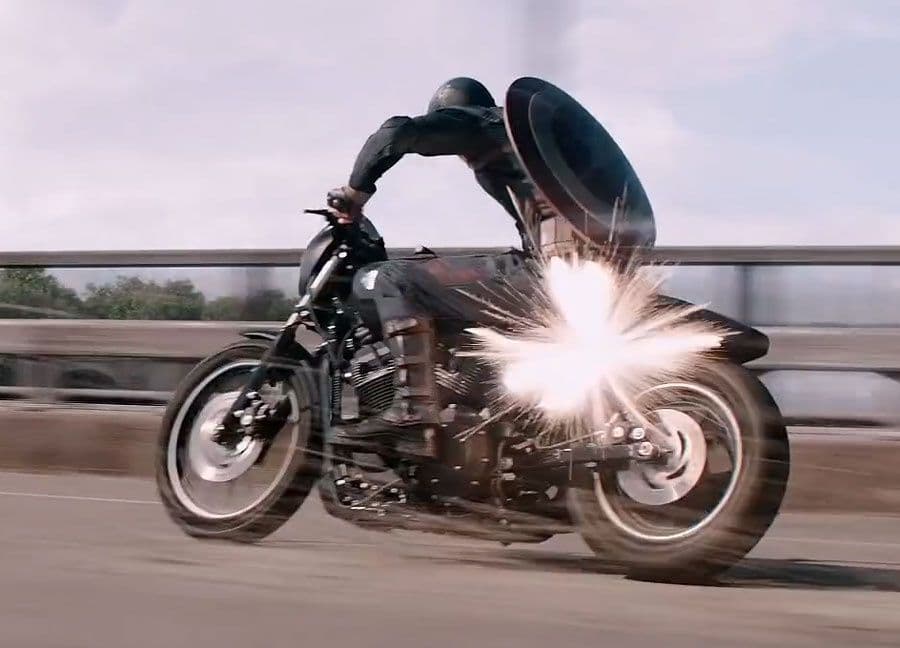 キャプテン・アメリカ シールドバッグ　ダメージバージョン