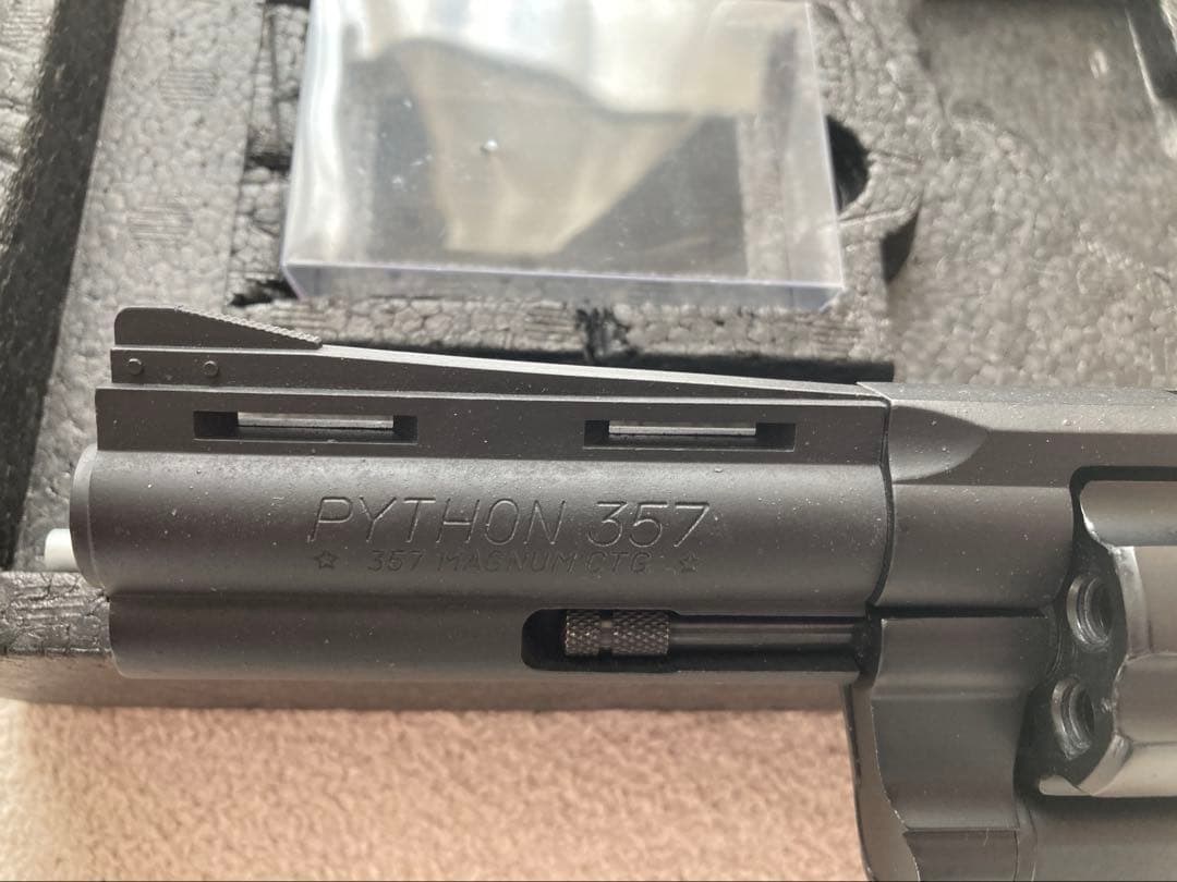 ジャンク　東京マルイ コルトパイソン 357マグナム 4インチ ガスリボルバー