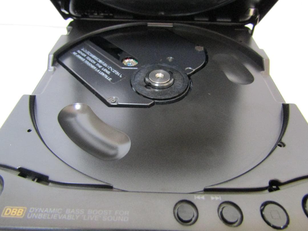 SONY ソニー DISCMAN ポータブルCDプレーヤー D-90