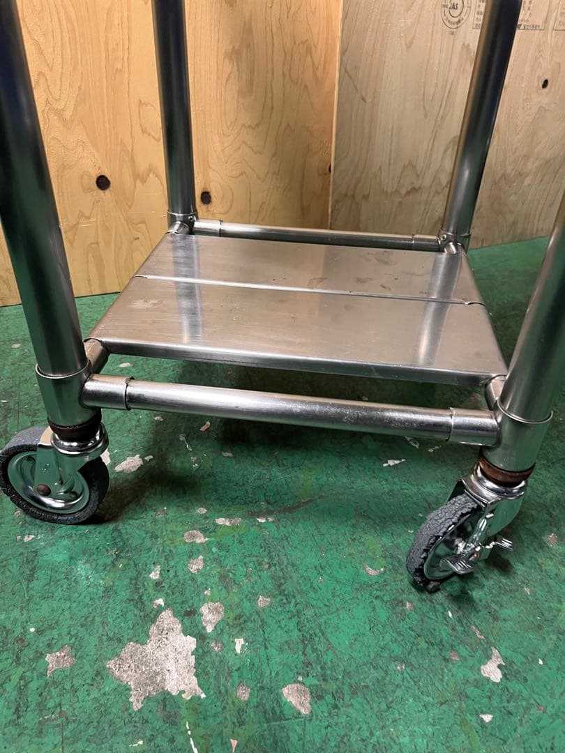 キャスター付き作業台 450x450x800