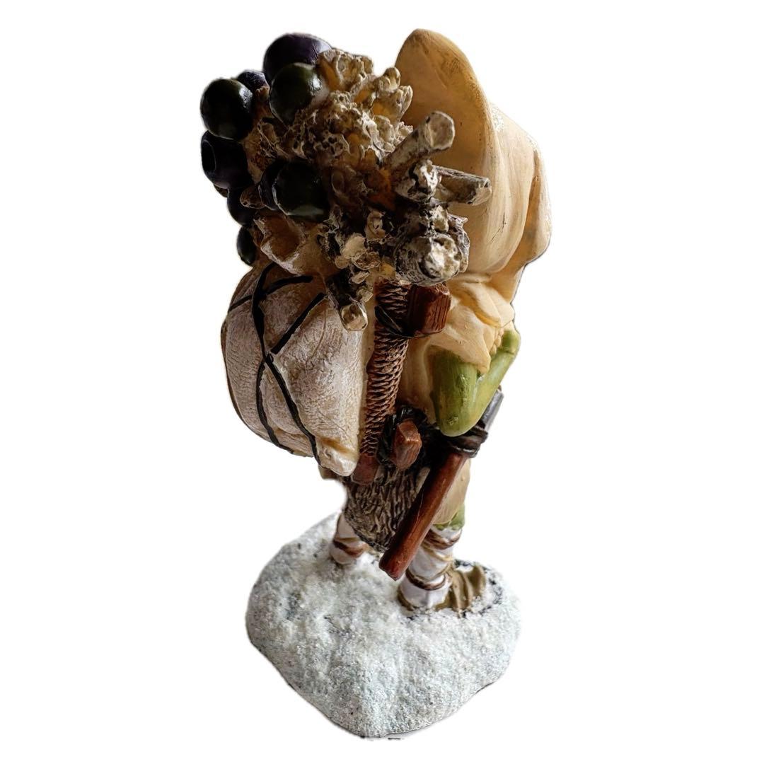 頭上に葉が描かれているレア品　与勇輝　森の妖精　『山を下りるチュチュ』　陶磁器