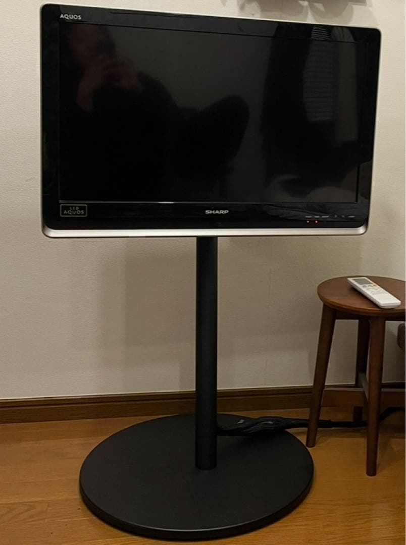 WALL　A2キャスター付きテレビスタンド　ロータイプ