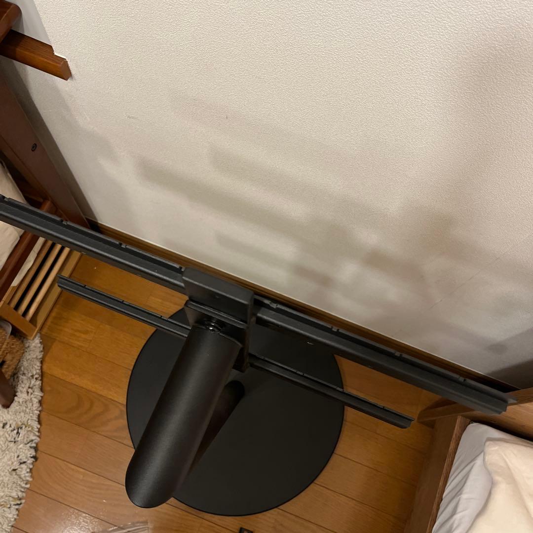 WALL　A2キャスター付きテレビスタンド　ロータイプ