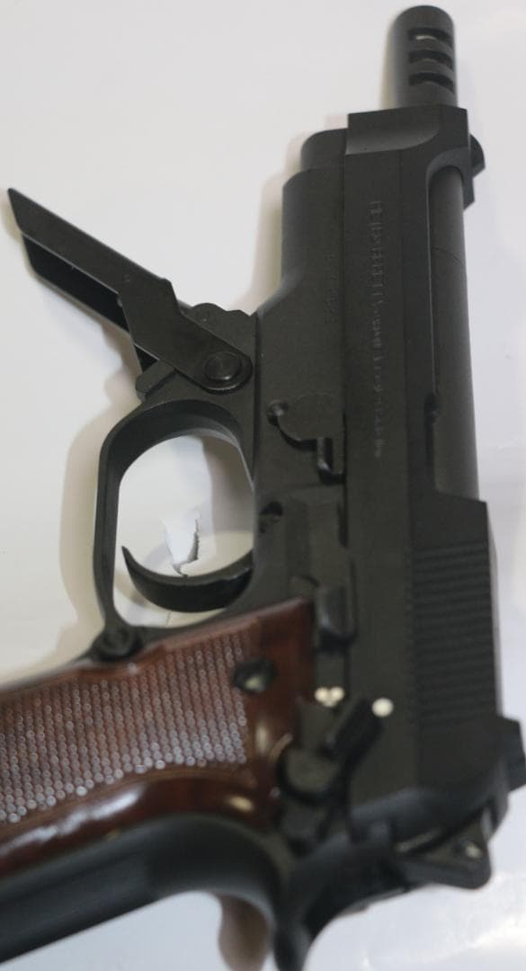 KSCコーポレーション製　ABS樹脂製モデルガン ベレッタＭ９３Ｒ ＳＰＧ合法品