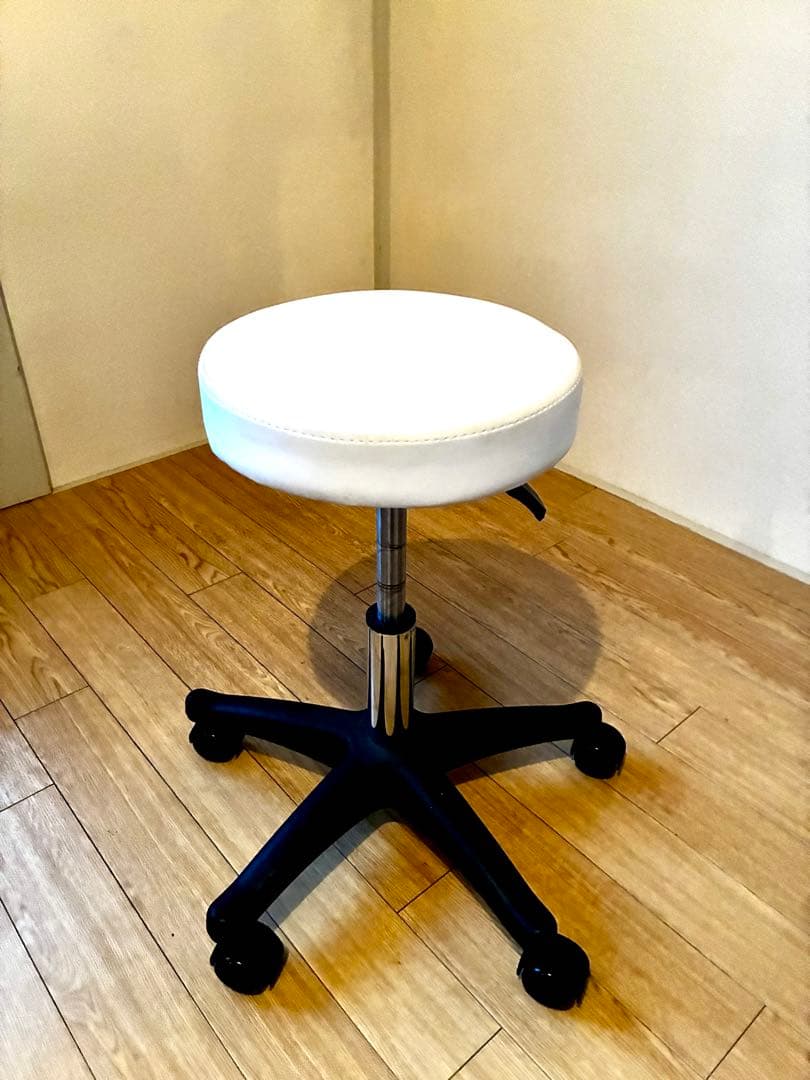 m【美品】マッサージベッド、ヒートマット、エステスツール