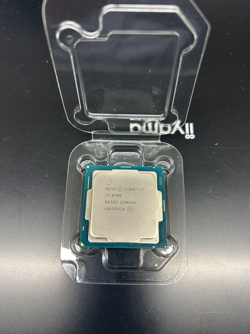 第８世代　Intel Core i7-8700 CPU