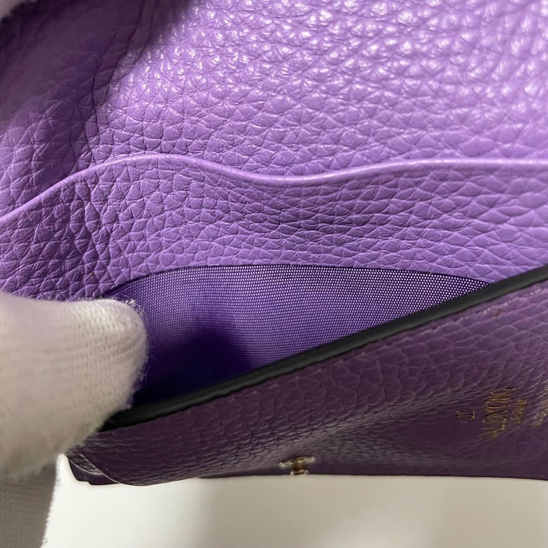 ✨️未使用級✨　Valentino Garavani 折り財布　財布　スタッズ