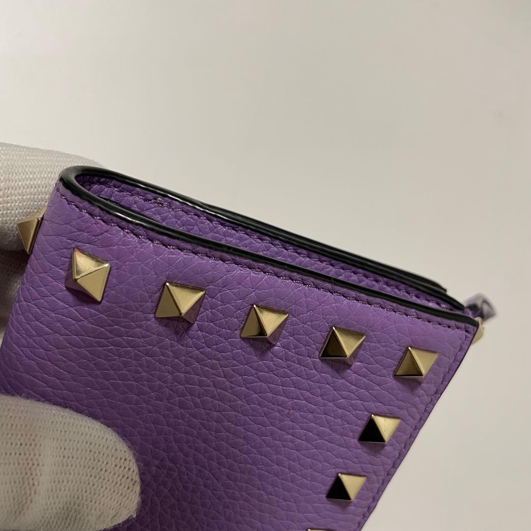 ✨️未使用級✨　Valentino Garavani 折り財布　財布　スタッズ