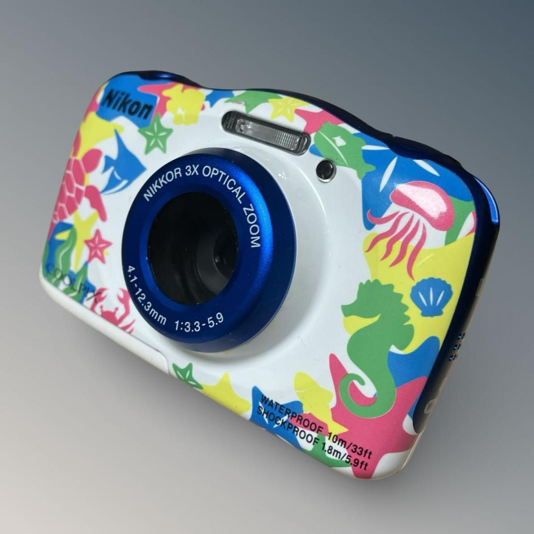 【極美品】Nikon COOLPIX W100 マリン 防水 デジカメ カメラ