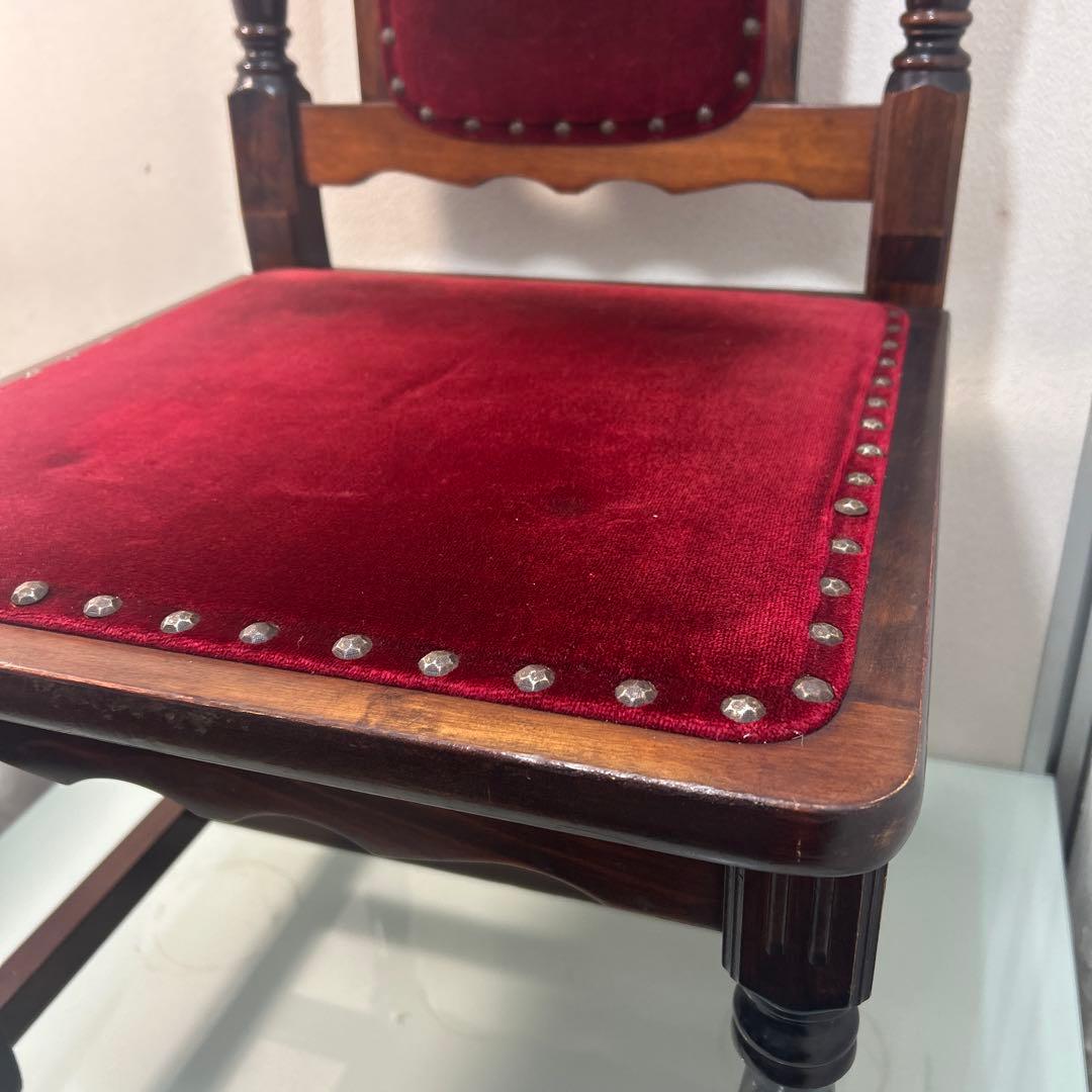 ☆昭和レトロ　当時物　高級感のある椅子　赤　布張り　木製☆