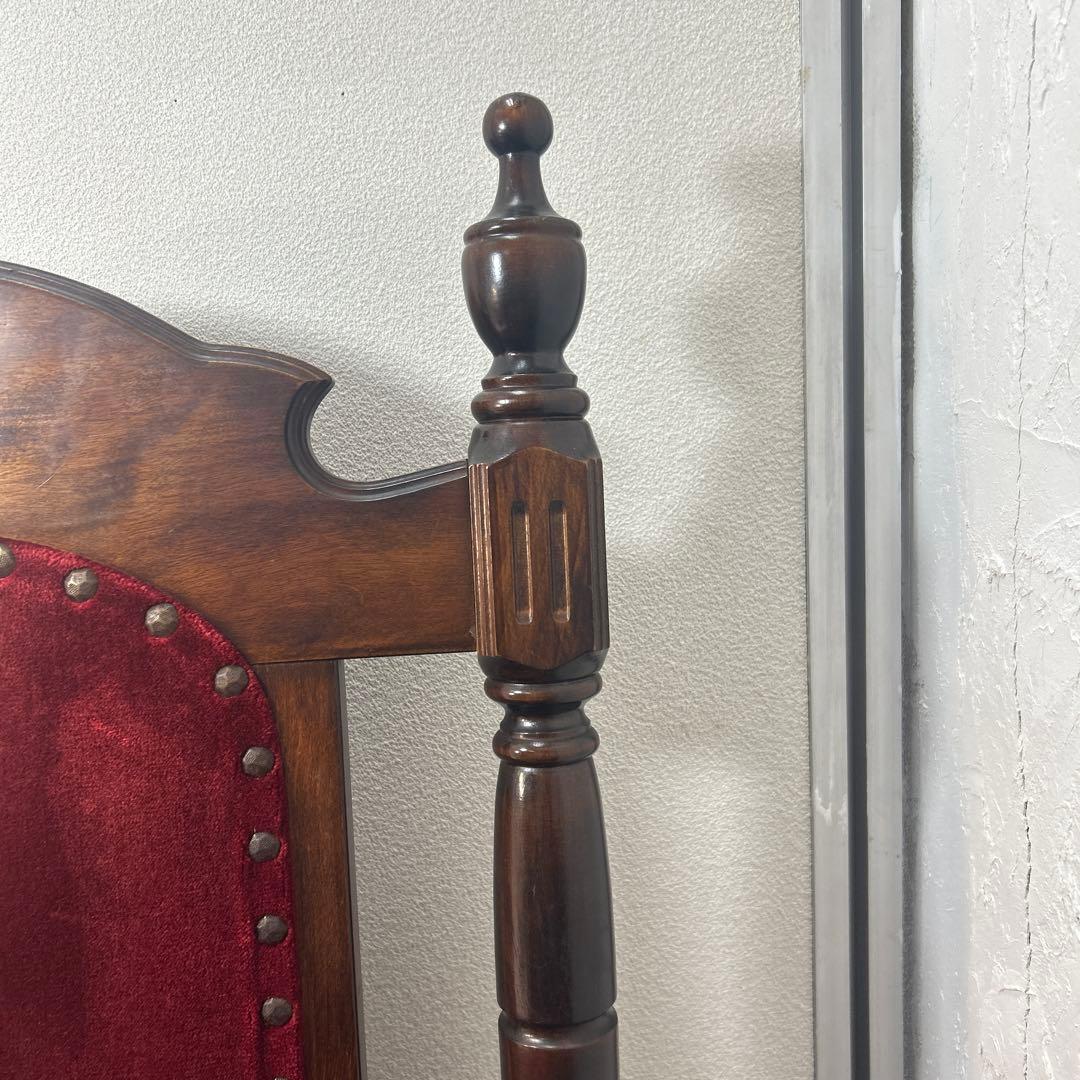 ☆昭和レトロ　当時物　高級感のある椅子　赤　布張り　木製☆