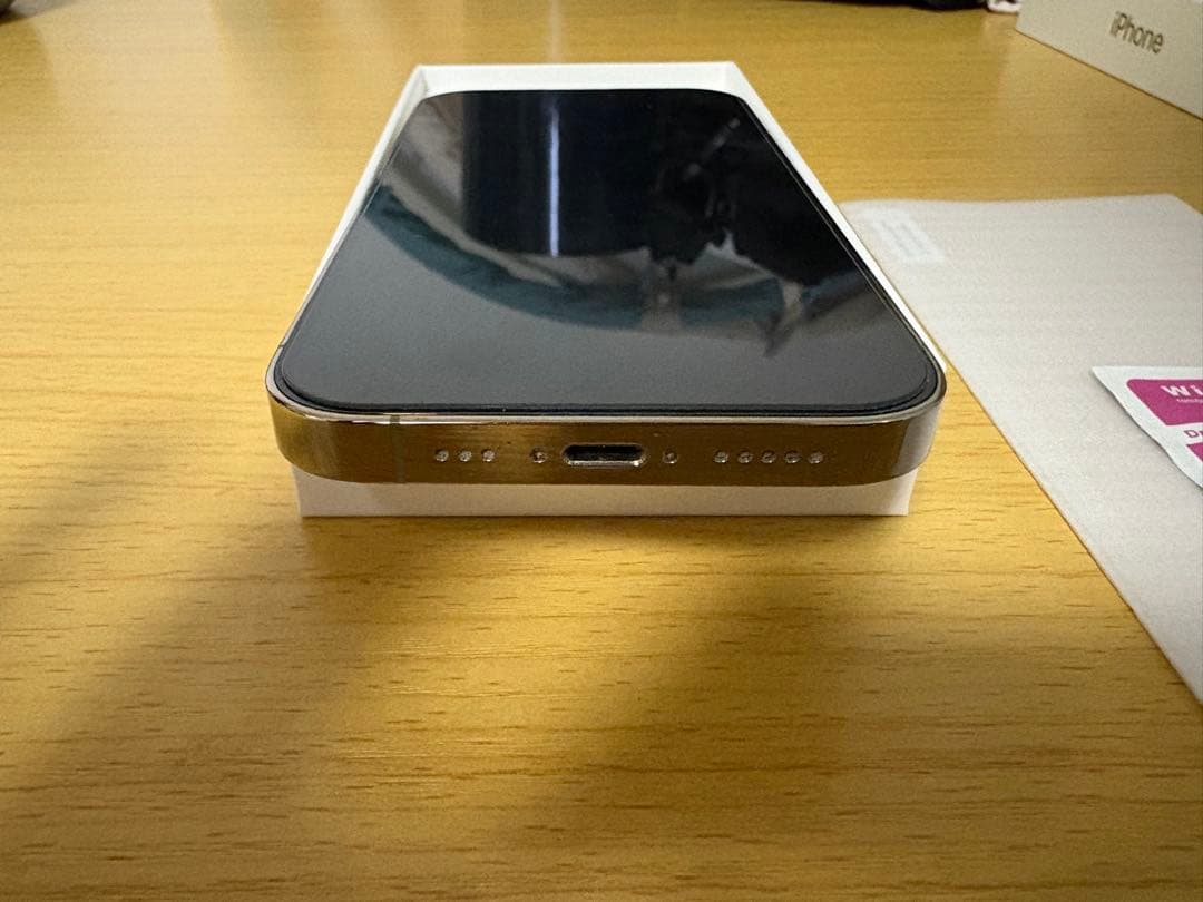 iPhone 14 pro 256GB ガラスフィルム付