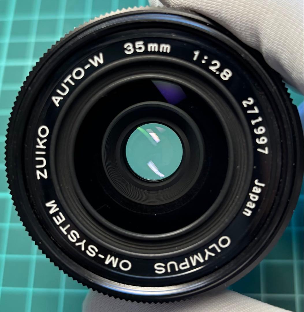 ★ OLYMPUS OM-2N BLACK + 広角レンズ 35mm