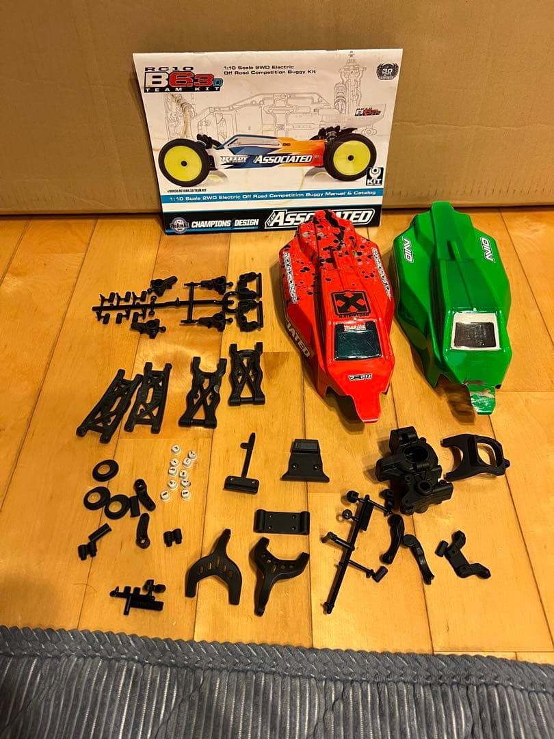 Associated RC10 B6.3D アソシエイテッド