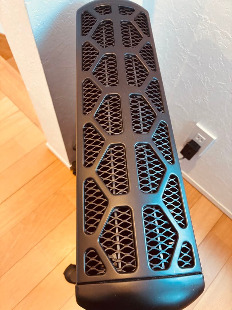 新品リモコン付き！デロンギ マルチダイナミックヒーター MDHU15-PB