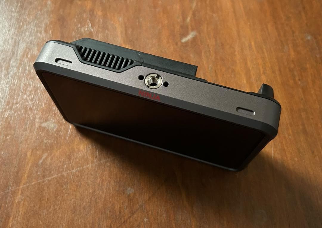 アトモス ATOMOS ニンジャNINJA V＋(プラス)モニター 1TSSD付