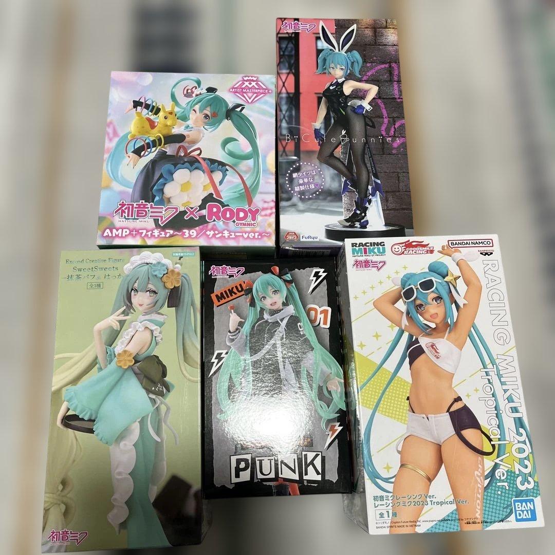 初音ミク　フィギュア　5点　まとめ売り