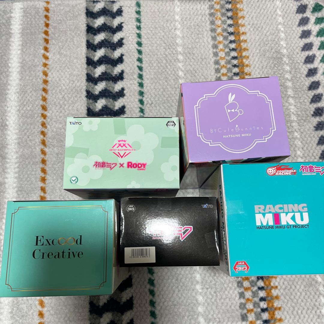 初音ミク　フィギュア　5点　まとめ売り