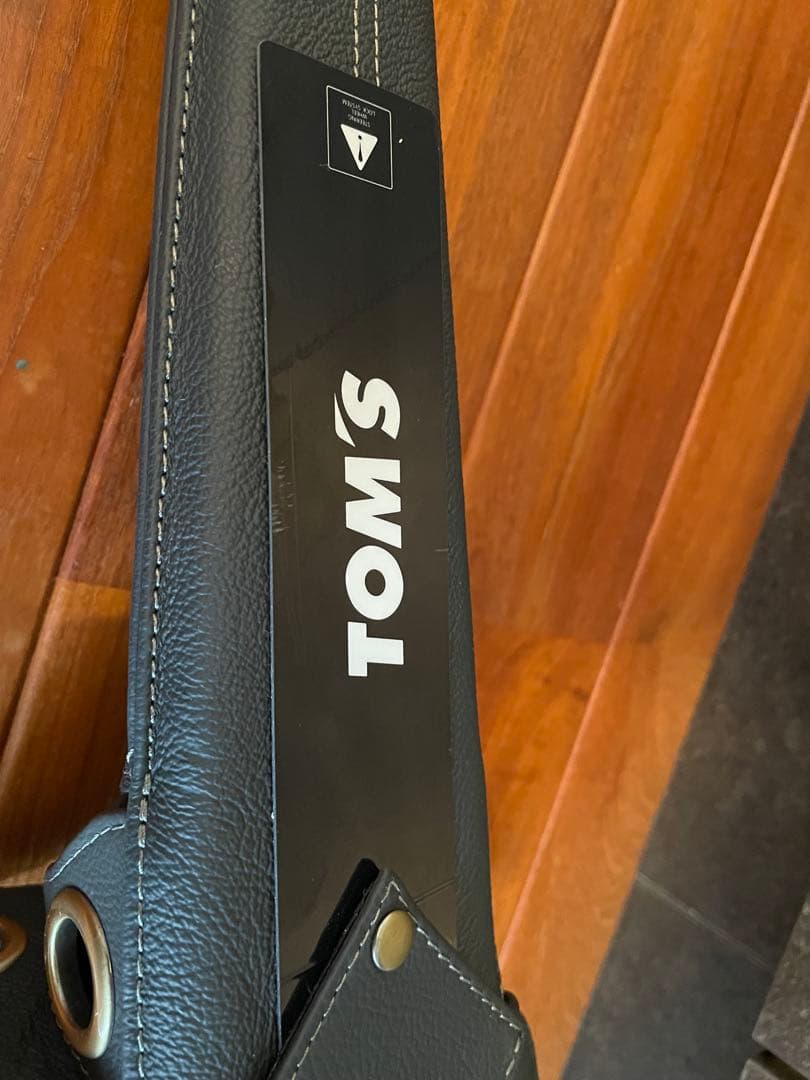TOM'S ステアリングロック ブラック