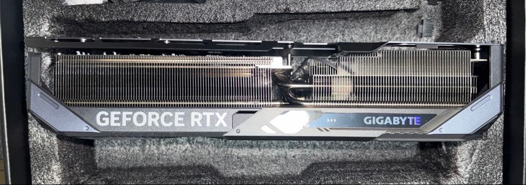 GIGABYTE RTX 5090 GAMING 基板（PCB）なし