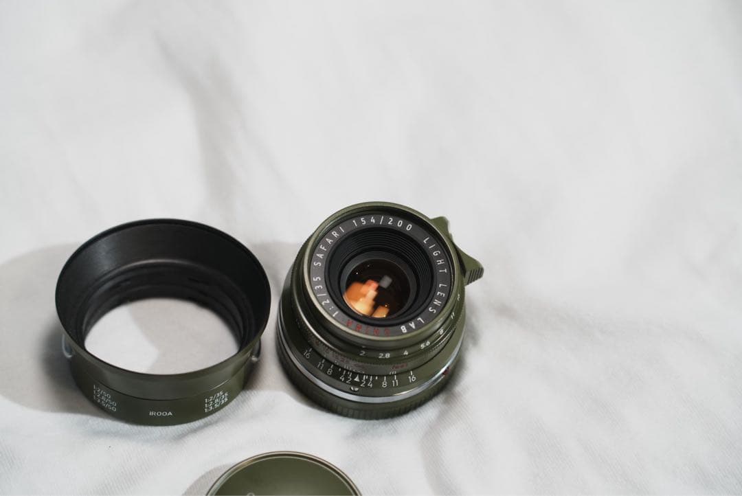 LIGHT LENS LAB 35mm F2 周八枚 オリーブ