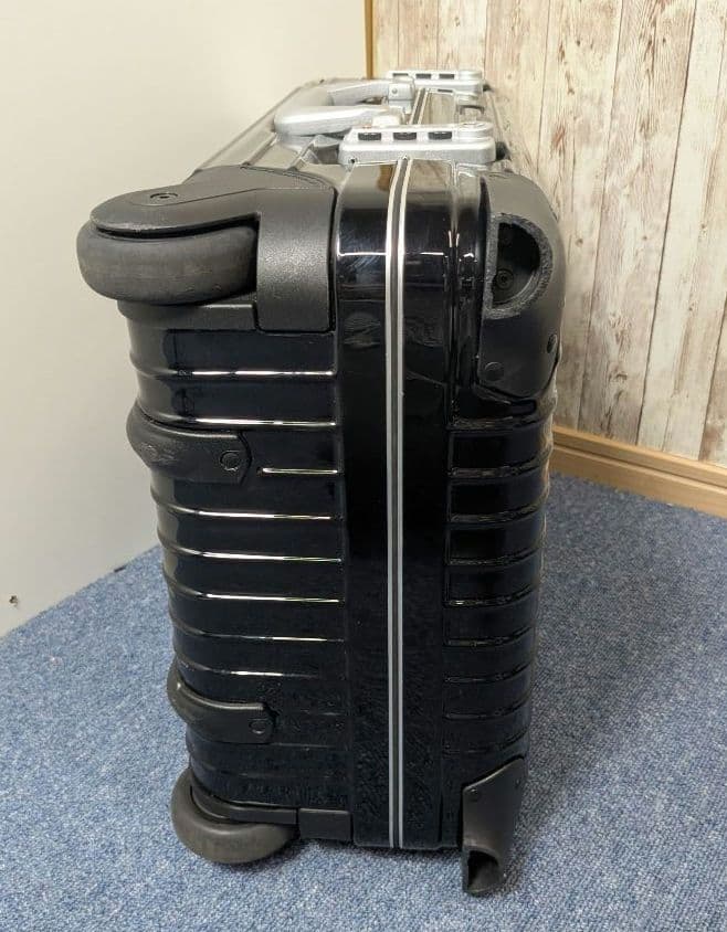 リモワ リンボ 32L 2輪 マットブラック 機内持込 TSA