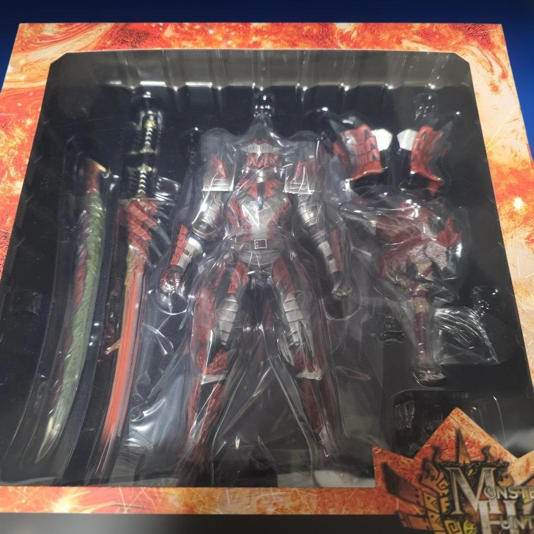 【新品未開封】 モンスターハンター4 レウスシリーズ装備ハンター 剣士