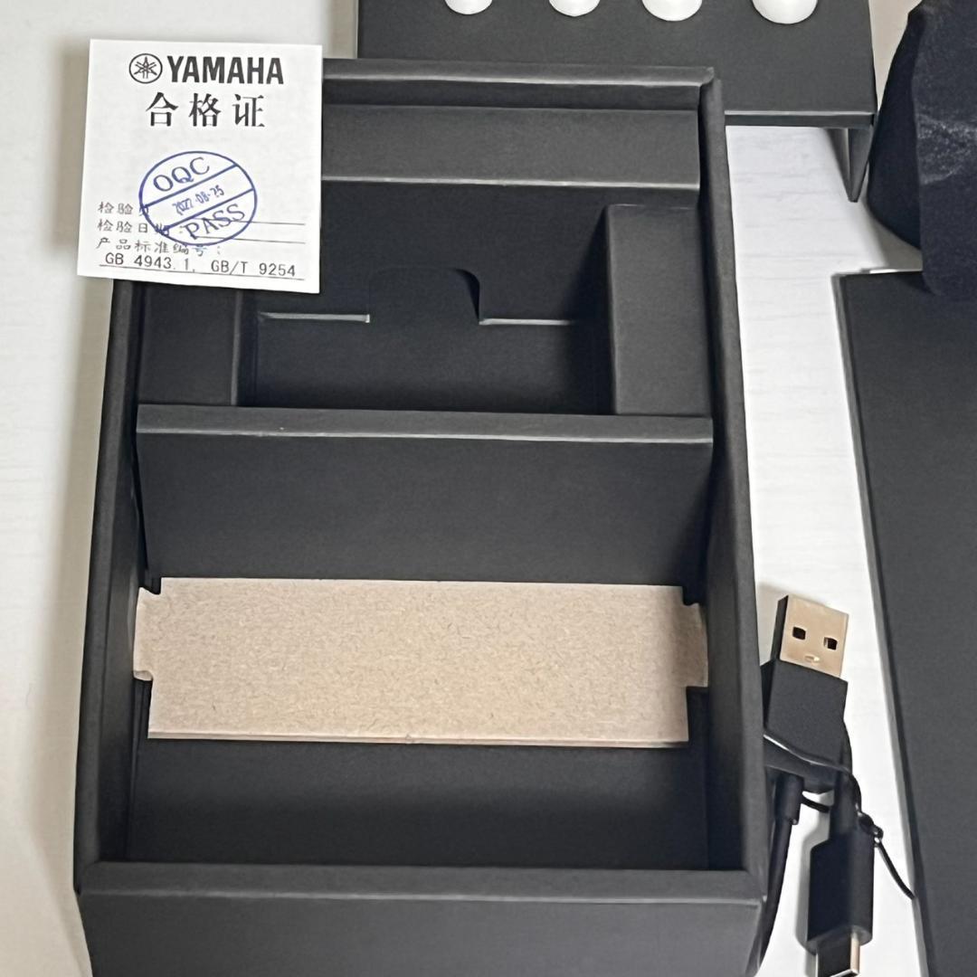 YAMAHA TW‑E7B ホワイト Bluetooth ワイヤレスイヤホン