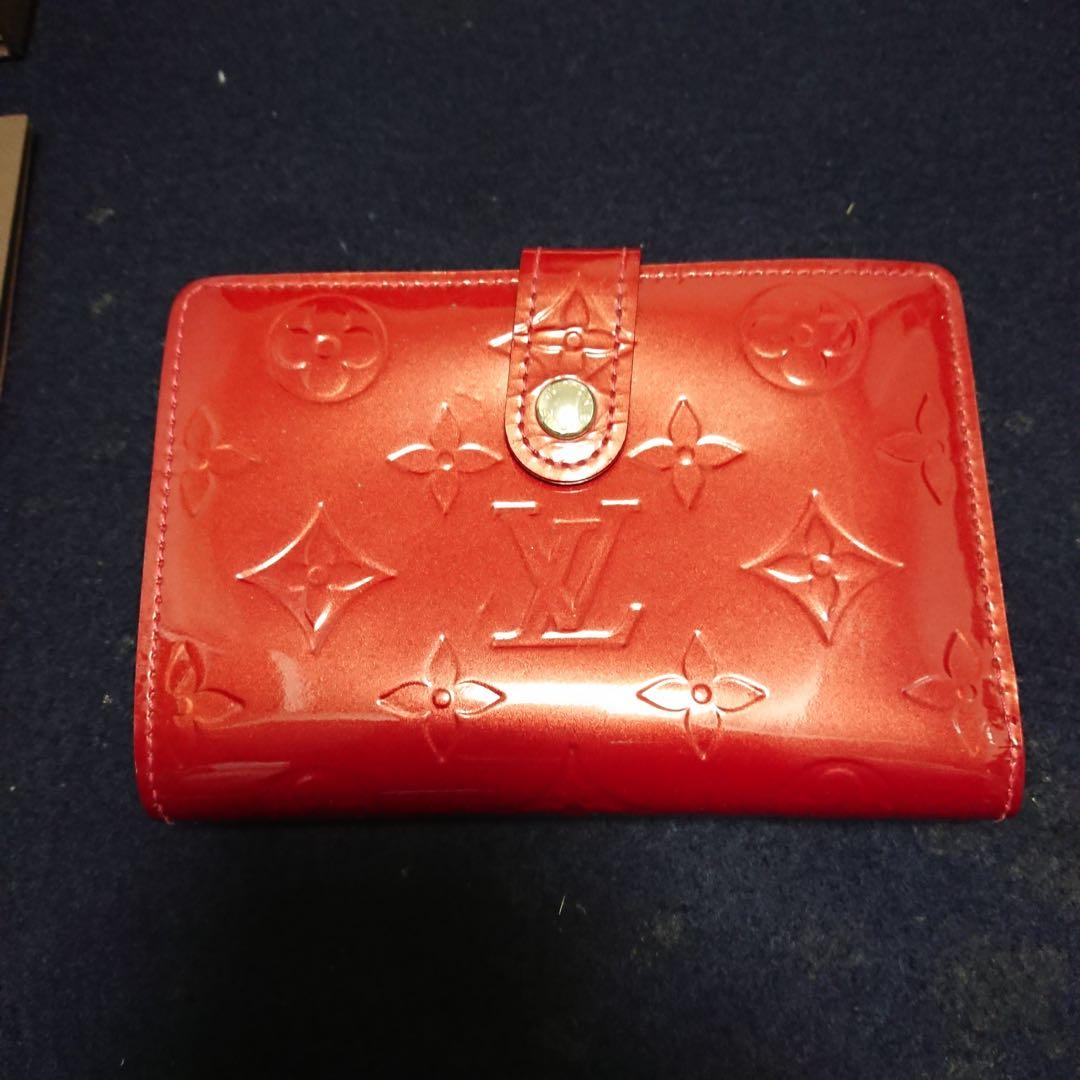 Louis Vuitton 二つ折り財布 レッド