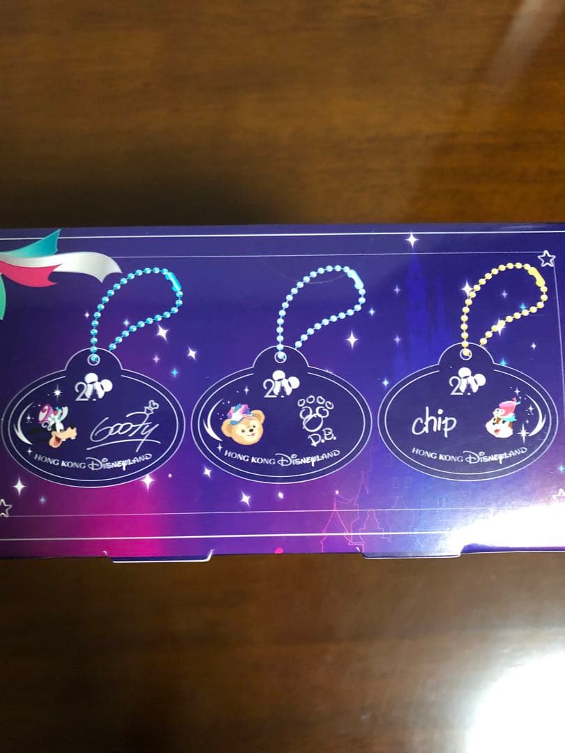 【未開封】香港ディズニー20周年記念 バッグチャーム 11個セット ネームタグ