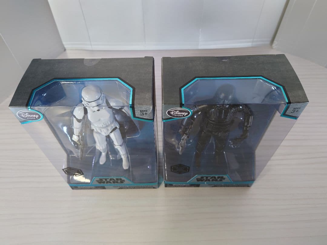 スターウォーズ　ローグ・ワン　TROOPER 2種類　Disney