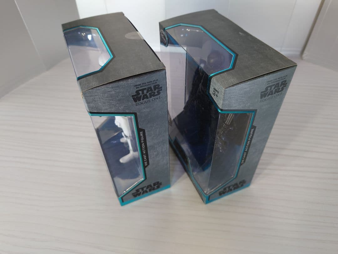 スターウォーズ　ローグ・ワン　TROOPER 2種類　Disney