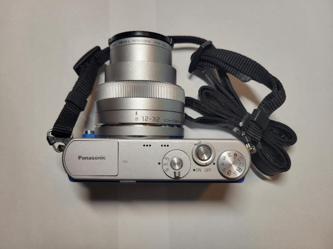 パナソニック ミラーレス一眼カメラGM1Sレンズキットブルー DMC-GM1SK