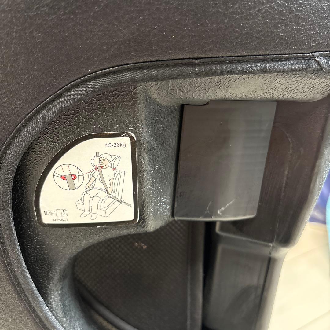 RECARO レカロ ジュニアシート　ブラック×レッド