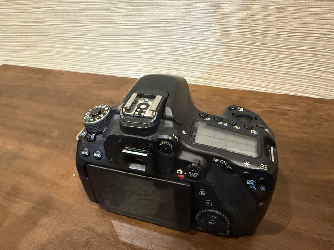 キャノン/Canon EOS 80D ボディ