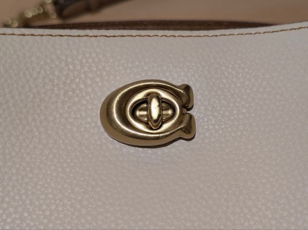 【美品人気モデル】COACH ウィロウショルダーバッグ　ホワイト