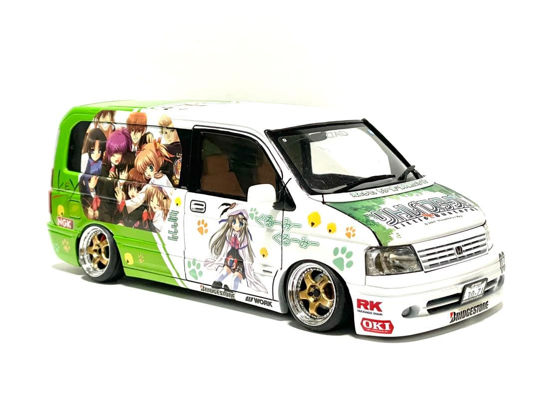 アオシマ1/24●D.A.D/RF3ステップワゴン痛車仕様●完成品