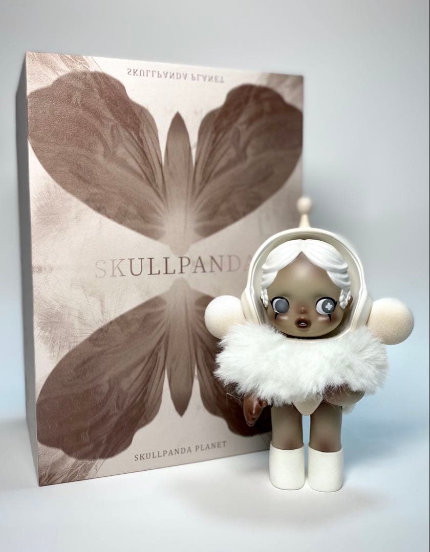 POPMART SKULLPANDA 蛾 限定フィギュア