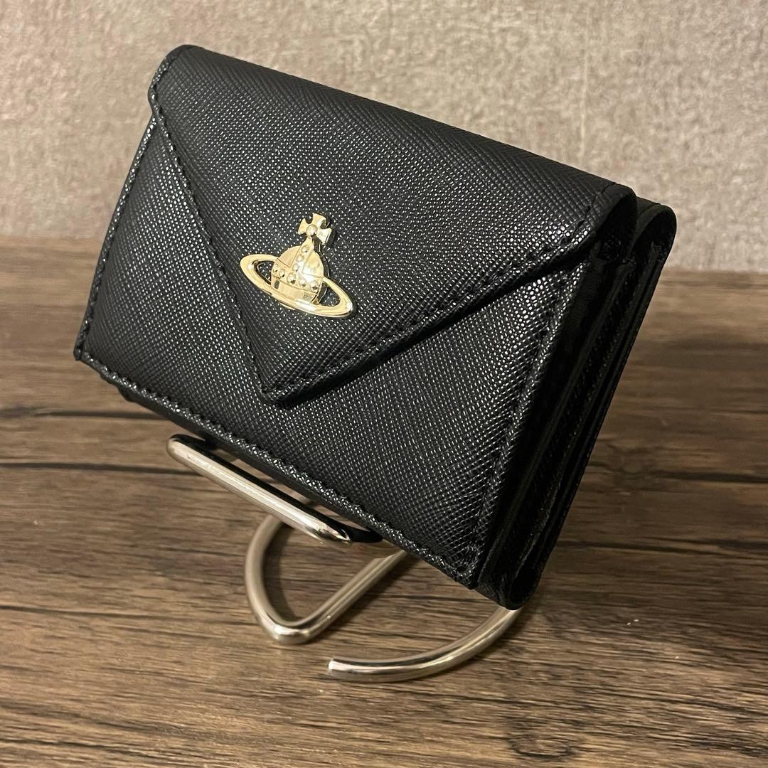 【新品未使用】VivienneWestwood 三つ折り財布 ブラック 大人気