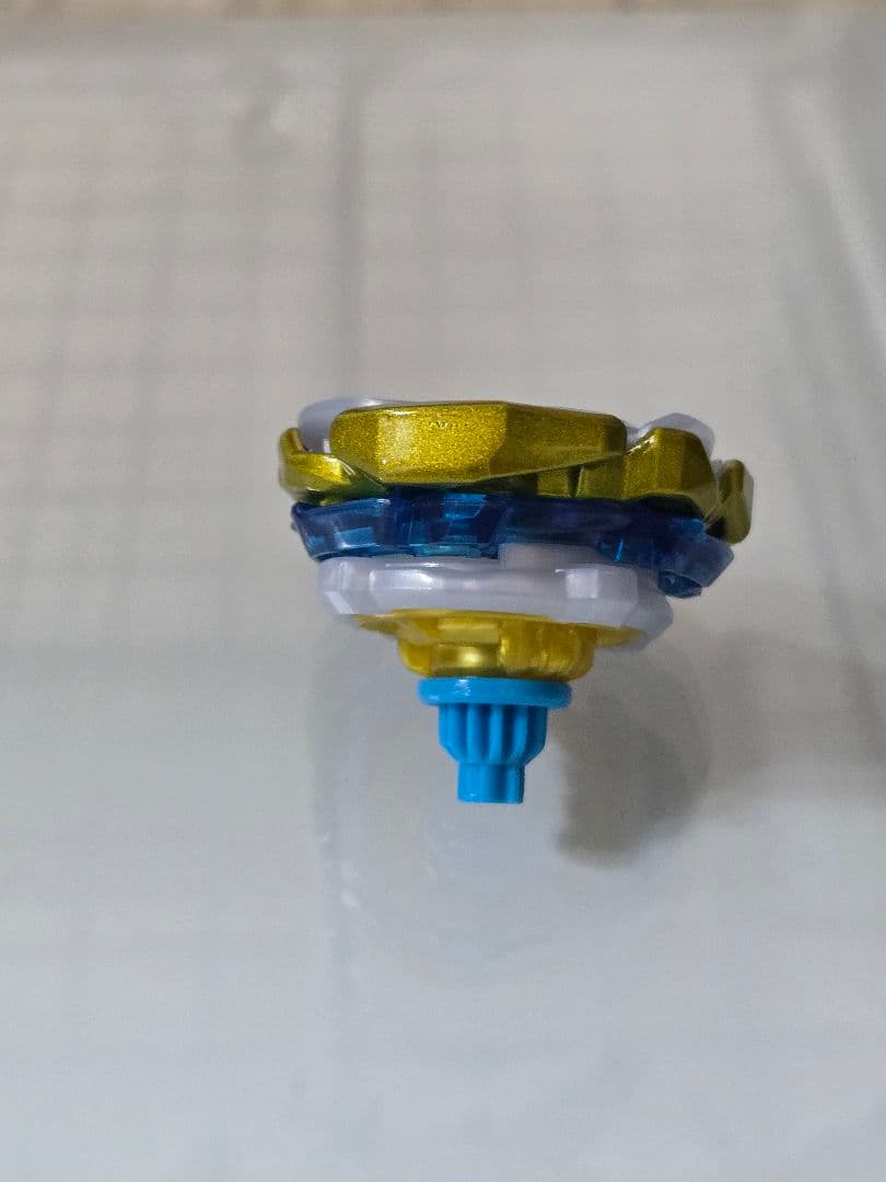 ワルキューレボルトS4-70V ベイブレードX レアベイゲットバトル