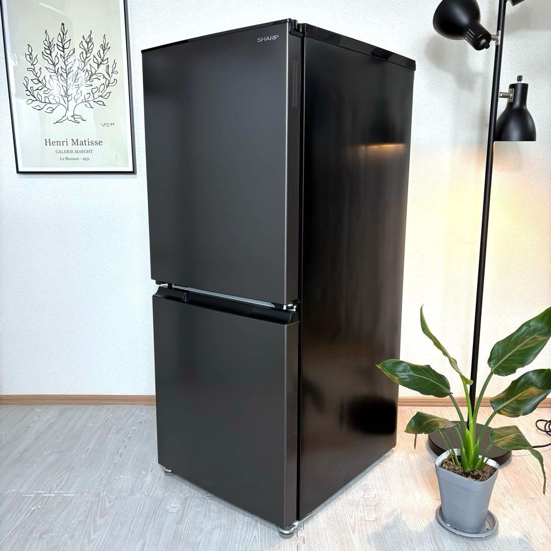 2022年製 冷蔵庫 一人暮らし 単身用 小型 3ヶ月保証付 送料無料 シャープ