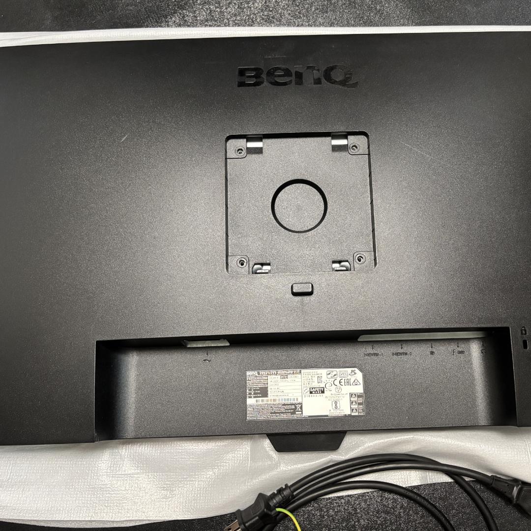 BenQ EW2880U 4K/60hzモニター ディスプレイ本体付属品完備