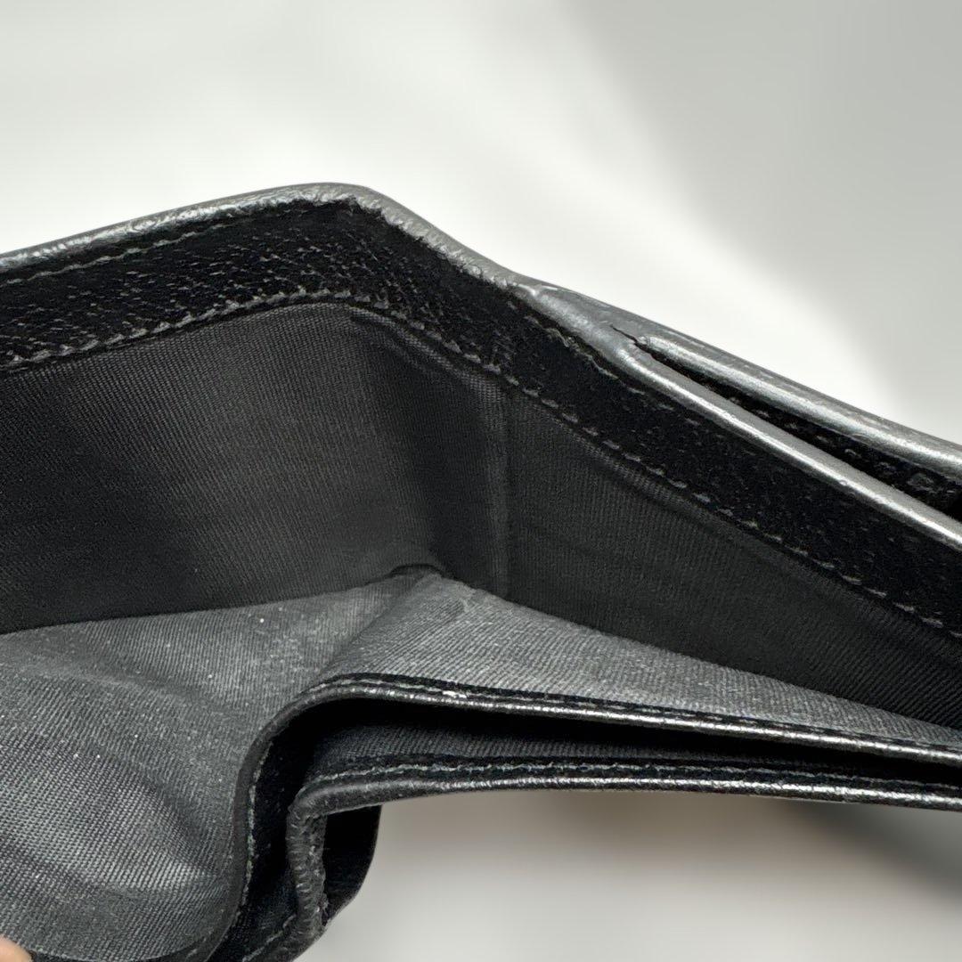 Gucci ブラック レザー 二つ折り財布