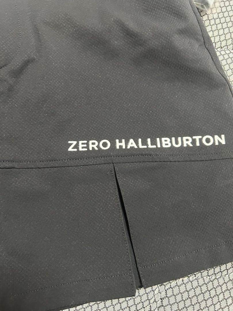 ゼロハリバートン　スカート