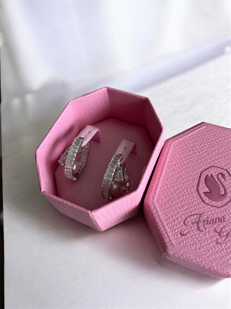 スワロフスキー Grande x Swarovski ピアス