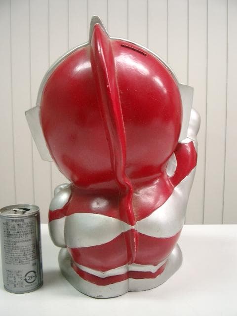 ウルトラマン　　オリジナル ビッグ 貯金箱 昭和レトロ RUNA ラナ