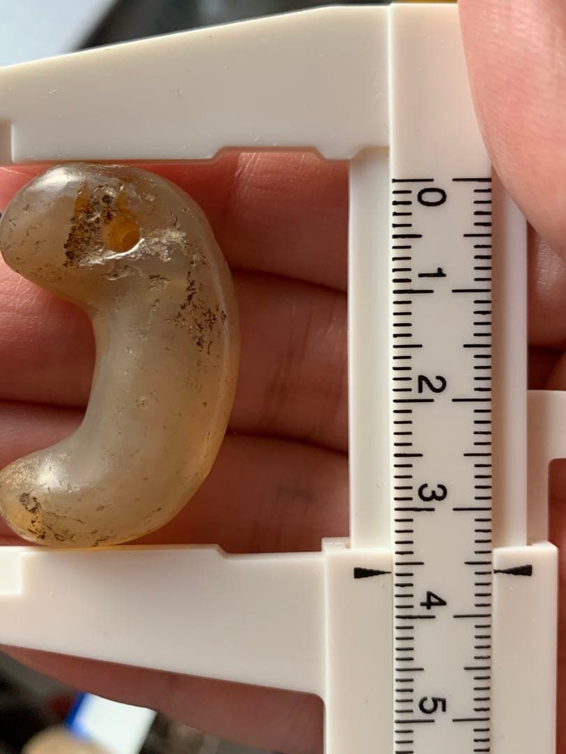 古墳期　めのう勾玉　翡翠勾玉　瑪瑙　出土　縄文　弥生　石器　土器　化石　根付