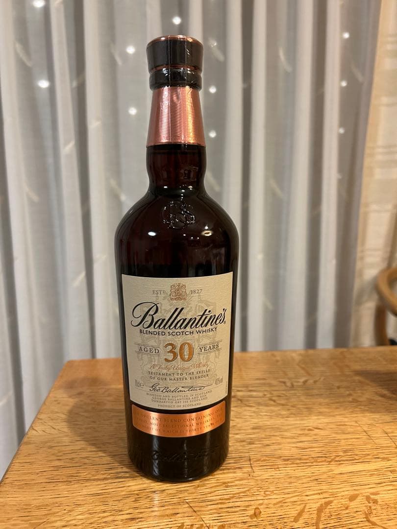 ウイスキー Ballantine's 30 Year Old Scotch Whisky